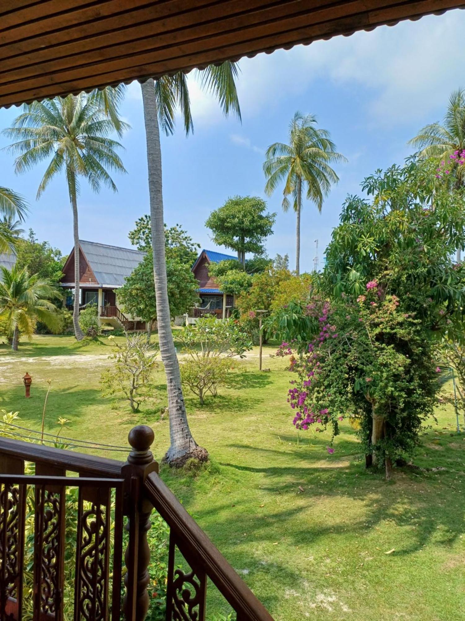 Tropicana Khophagan Resort Hotel تونغ سالا الغرفة الصورة